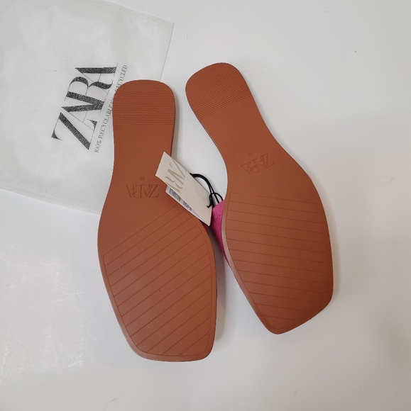 Zara Animal Print Flat Sandal - Picture 2 of 3